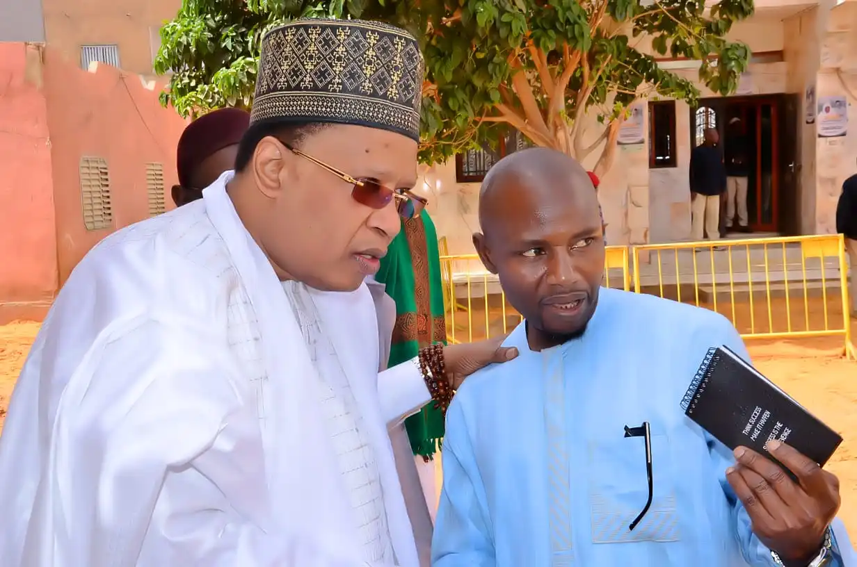 Visite du Président Bassirou Diomaye auprès du Khalife de la famille omarienne